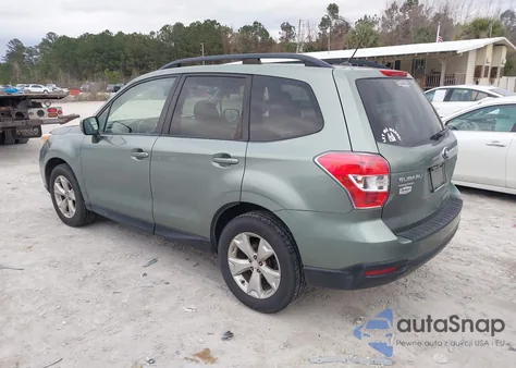 2015 Subaru Forester 2.5I Premium из США, поврежденный, VIN JF2SJAFC2FH586287